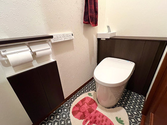 トイレリフォーム こだわりの内装でガラッと雰囲気を変えた2箇所のレストルーム