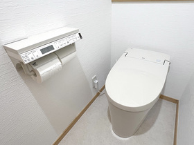 トイレリフォーム内装もあわせてリフレッシュ！清潔感あふれるレストルーム