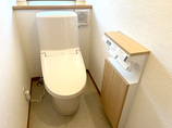 トイレリフォームサッシまわりも補修し、安心して使えるトイレ