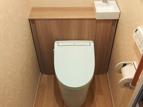 トイレリフォーム収納力とスッキリとした見た目が魅力の使い勝手のいいトイレ